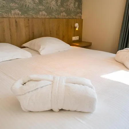 De Zes Bochten Hotel *